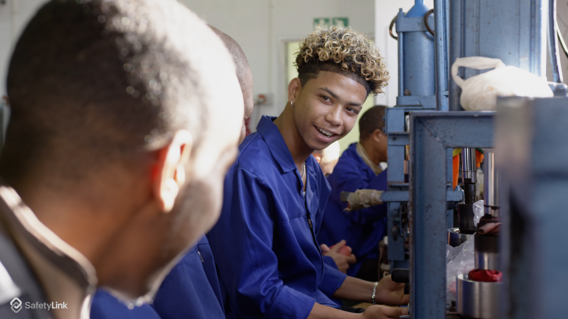 78331-565417488.00_01_52_03.Still001